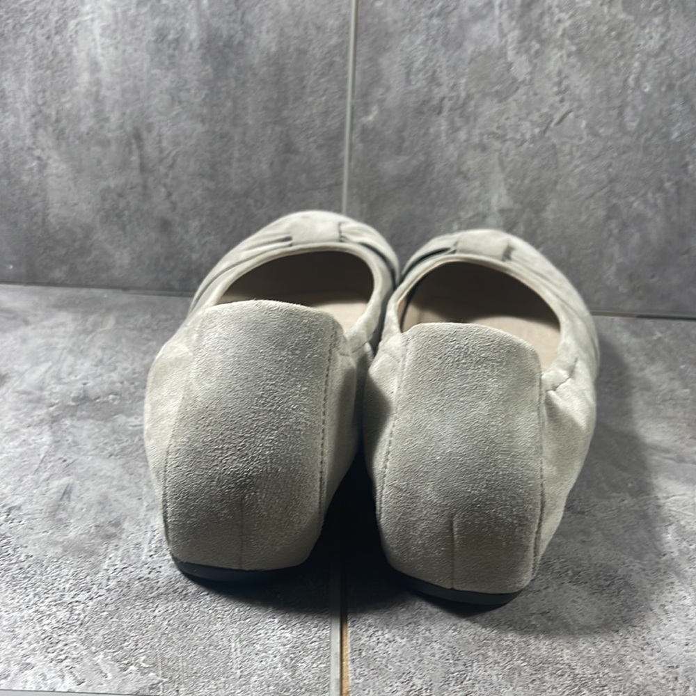 Dansko Lina Bow Pump Suede Stone Grey Ballet Flats - Picture 4 of 8